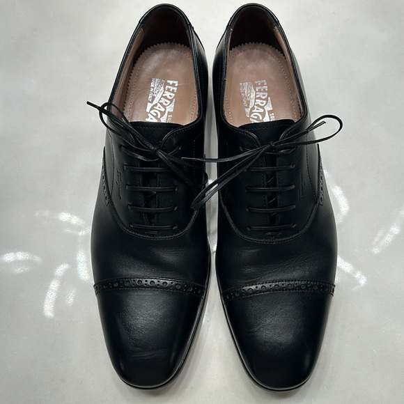 Salvatore Ferragamo Men’s Dress Shoe - Perfect Condition - Picture 3 of 11